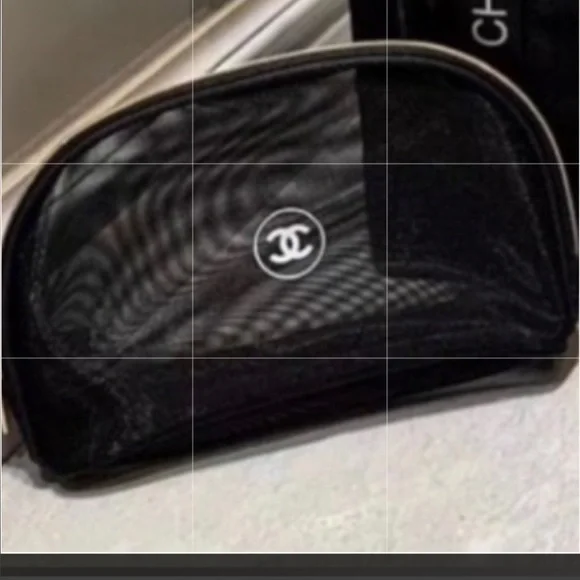 COPY - Chanel Mesh Classic Makeup Bag Gift!🎁🤩🔥Rare 💎 gem!! - Picture 5 of 6